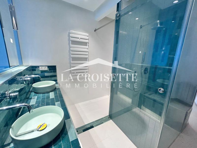 Appartement  S+3 vue sur mer à Gammarth 